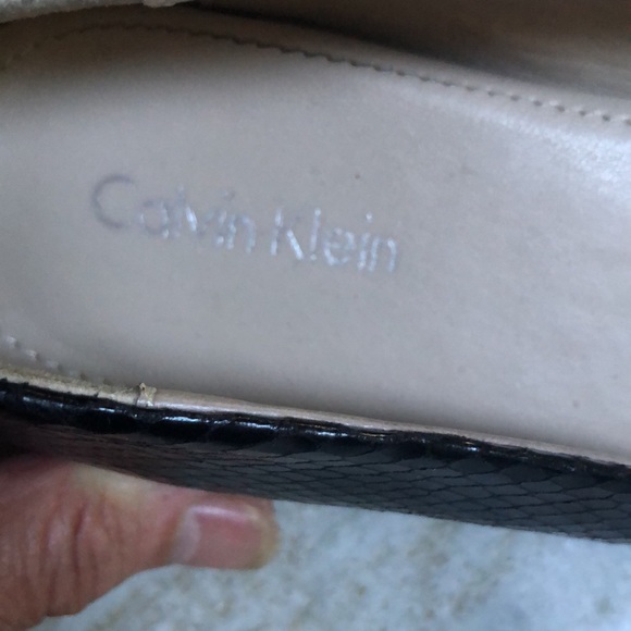 CALVIN KLEIN FLAT POINTY SHOES BLACK LEATHER SZ 9 brianna - Picture 6 of 7